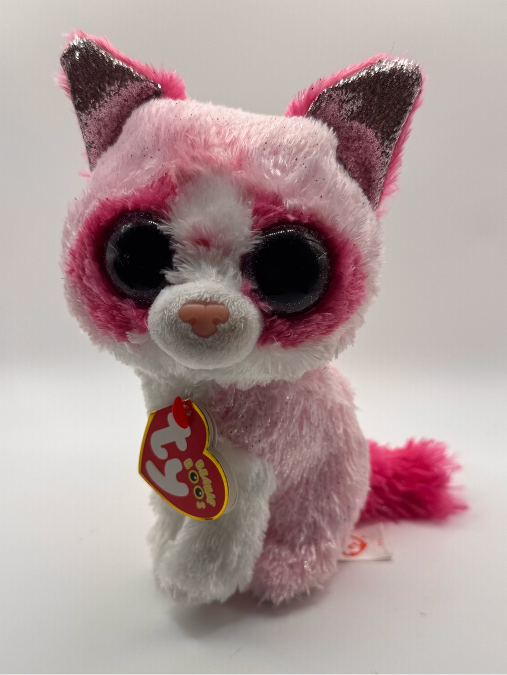 NWT Ty Beanie Boo Mai the Valentine Pink Cat. 6.5”